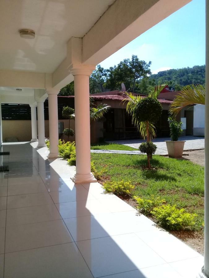 נלספרויט View Inn Exclusive Lodge מראה חיצוני תמונה